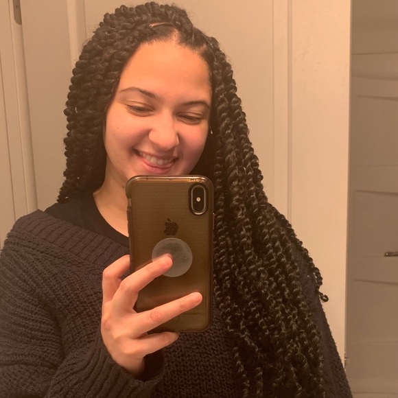 Meet your Posher, Shelana - Picture 1 of 1